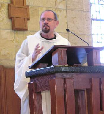 Ron Knott preachiing